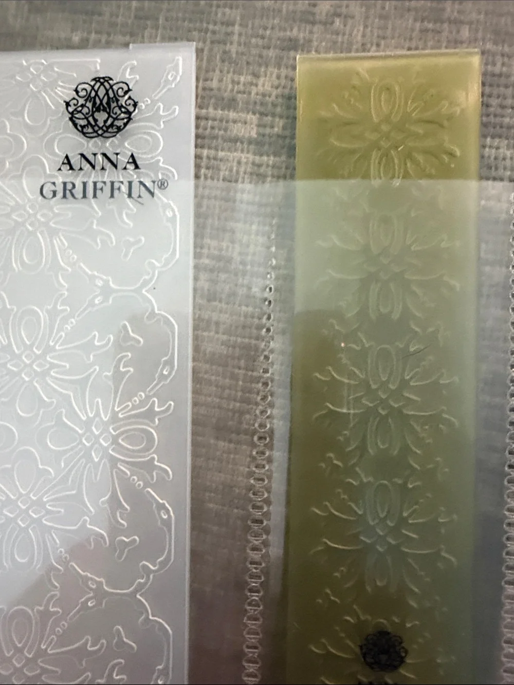 Cricut Anna Griffin thistle tile embossing Folder